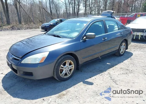 2007 Honda Accord 2.4 Ex z USA, uszkodzony, nr VIN 1HGCM56887A064711
